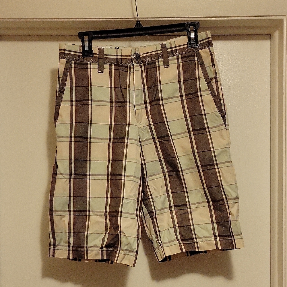 NWT: Vintage Volcom Stone Corpo Class Collection Plaid Shorts